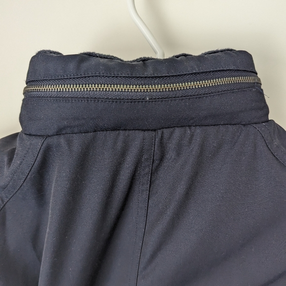 Banana Republic Waterproof Jacket - Picture 5 of 5